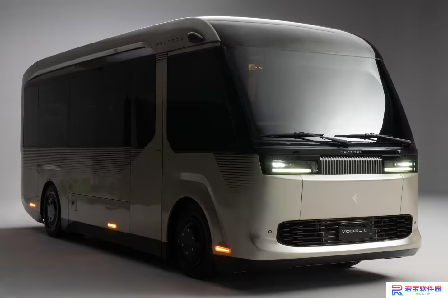 鸿海计划在日本发售多款车型：含乘用车 Model A、巴士等