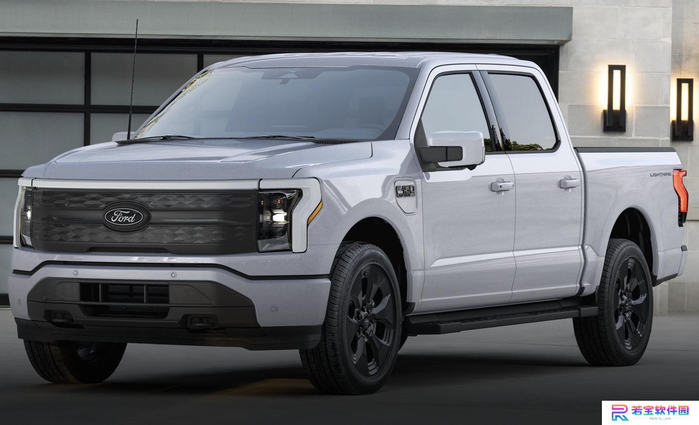 福特 F-150 Lightning 成功超越特斯拉 Cybertruck，成为 2025 年第一季度美国最畅销电动皮卡