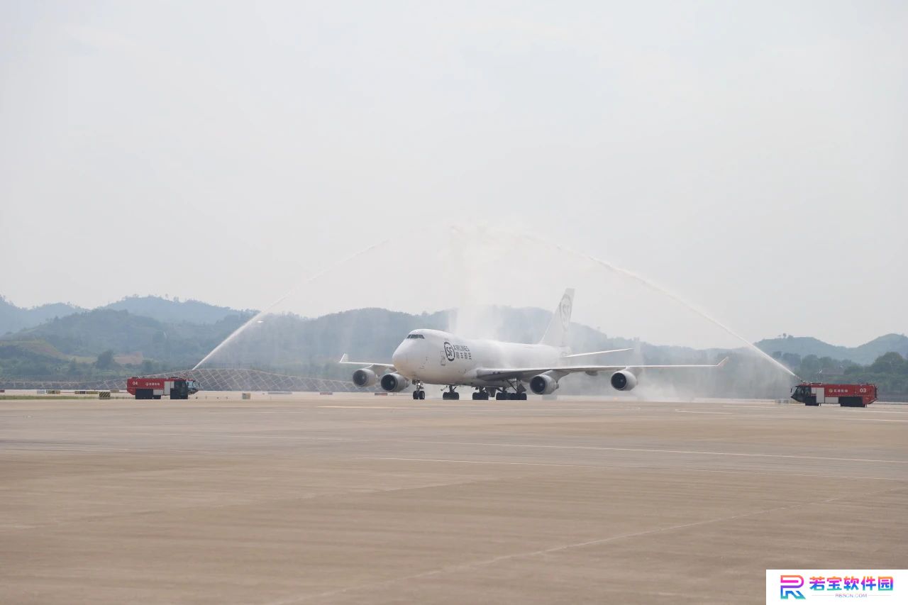 顺丰航空开通首条第五航权货运航线，畅联中、美、加三国